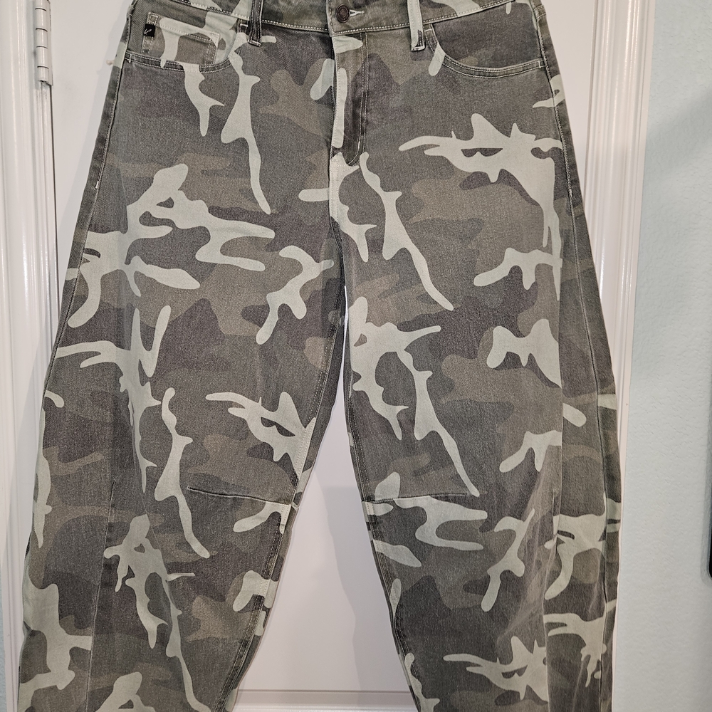 Kancan Womens High Rise Camo